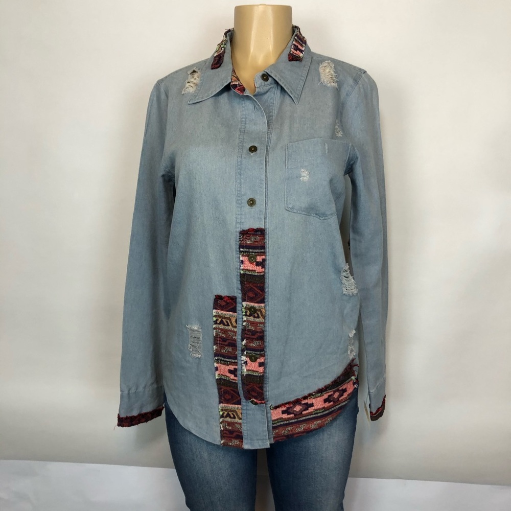 Gimmicks Aztec elbow patched distressed shirt S